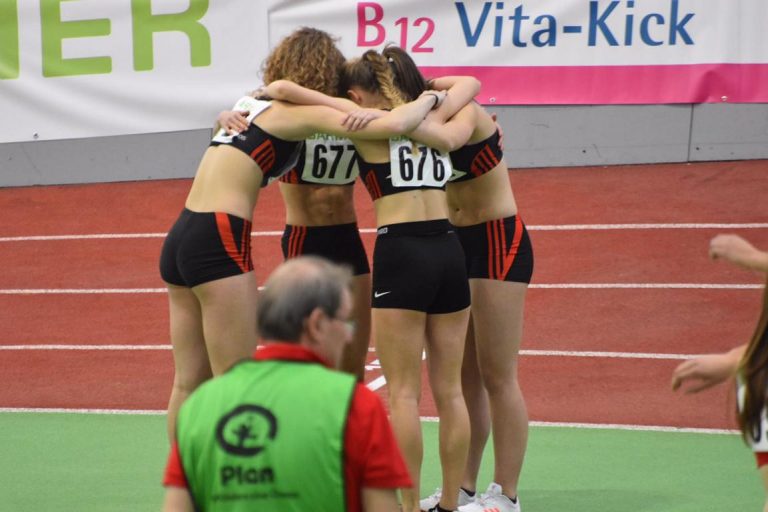 4x200 m Staffel wU20 LAZ SAAR 05 Saarbrücken in Sindelfingen