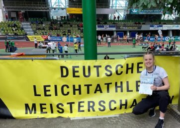 Anna-Sophie Schmitt fliegt zur Silbermedaille bei DJM (Video)