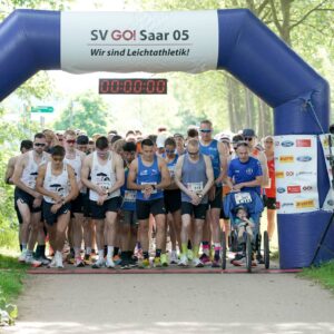 Julia Keck und Christopher Klesen siegen bei Sparkassen Citylauf